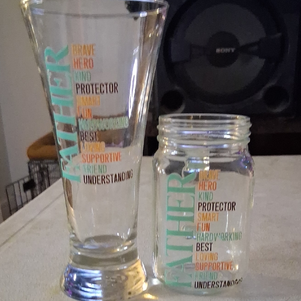 Hand Crafted Hero Glass Set - Multicolor Text